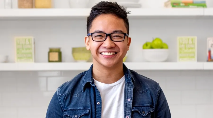 Dual BA Alumnus Enrique Olivo